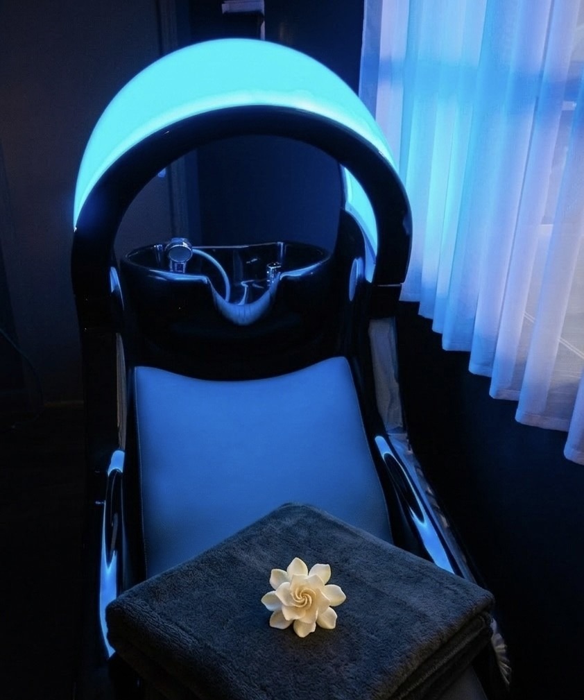 La cabine de soins et son arche lumineuse
